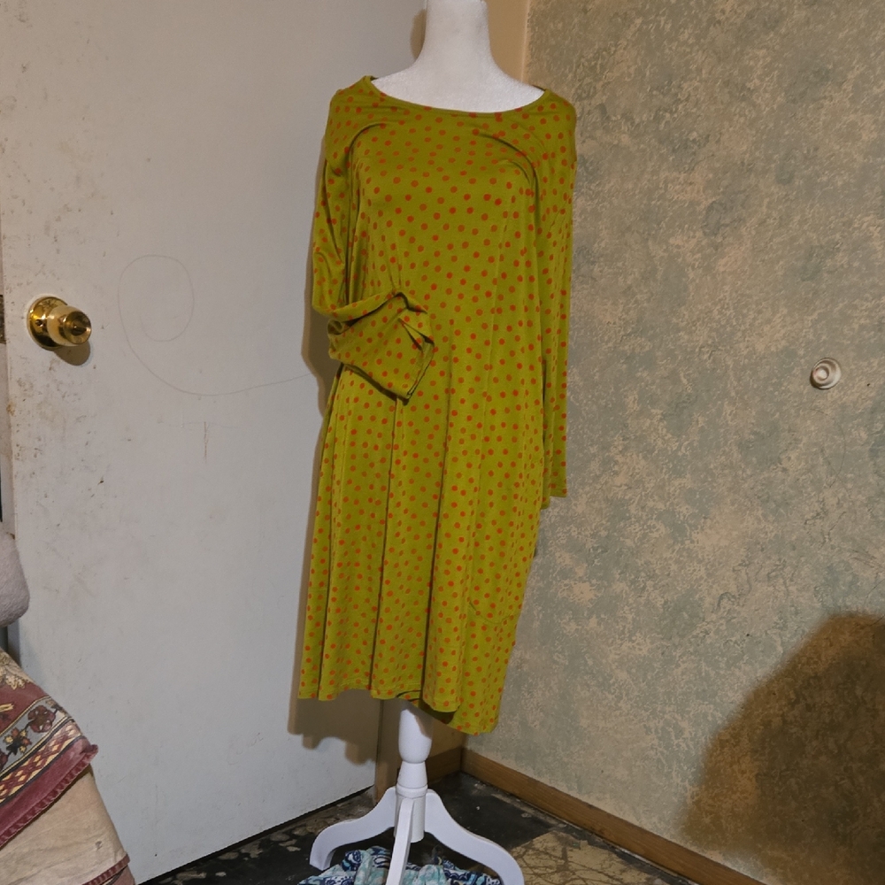 Oversized Green Polka Dot Long-Sleeve Dress